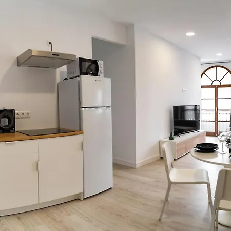 Gav Espinel Apartment *